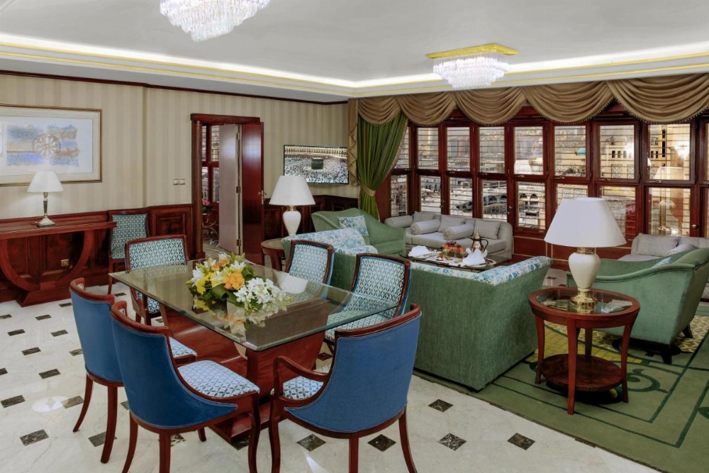 One Bedroom King suite Haram View with one King Bed